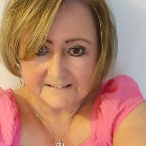 Meet your Posher, Ann lacroix